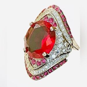 Ladies Royal Ruby Red Ring! 8